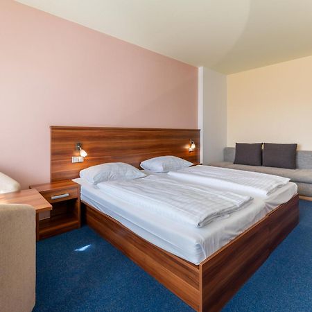 Lipno Wellness - Frymburk C104 Privat Family Room Buitenkant foto